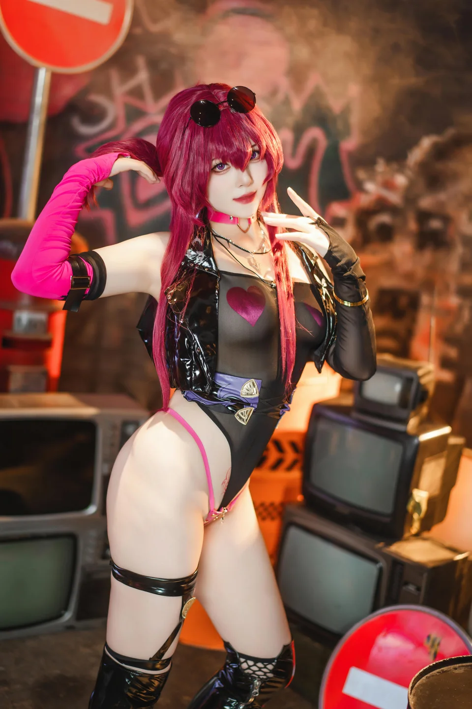 Natsuko_夏夏子_No_081_崩坏·星穹铁道_卡芙卡_朋克同人_60P_895MB tg@simisebaisi 【丝足阁】017.webp